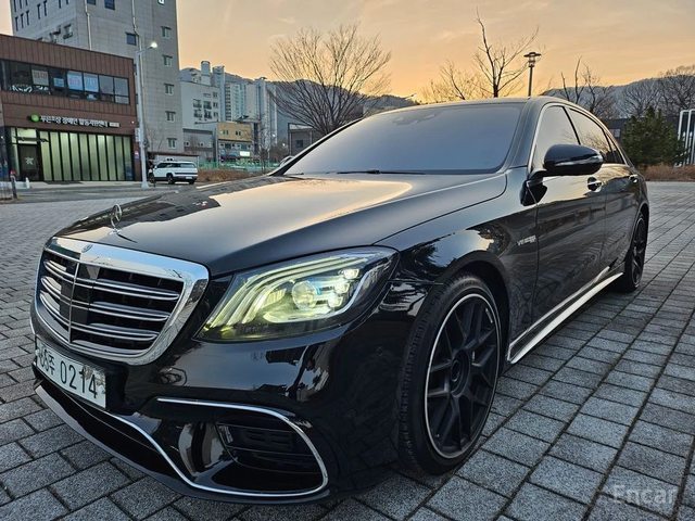 Mercedes-Benz S 63 AMG BURMESTER* FACE PACK* DISTRONIC* HEAD UP* 360 CAM* - автомобили, коли, обяви за нови и употребявани 0