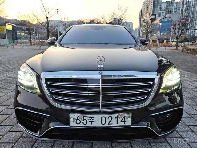 Mercedes-Benz S 63 AMG BURMESTER* FACE PACK* DISTRONIC* HEAD UP* 360 CAM* - автомобили, коли, обяви за нови и употребявани 1