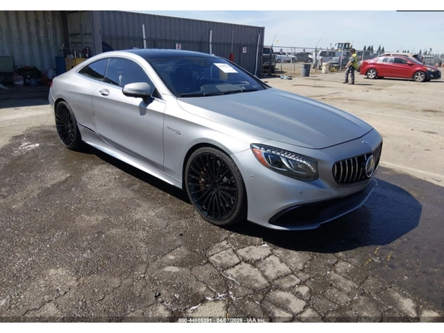Mercedes-Benz S 63 AMG АВТОКРЕДИТ* ЦЕНА БЕЗ АНАЛОГ* ЧЕРВЕН САЛОН* МАСАЖИ* - автомобили, коли, обяви за нови и употребявани 0