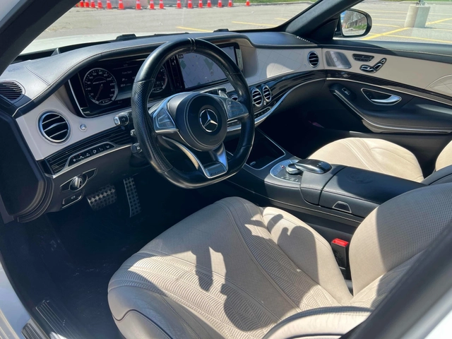 Mercedes-Benz S 63 AMG CARFAX - автомобили, коли, обяви за нови и употребявани 6
