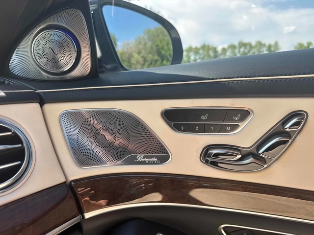 Mercedes-Benz S 63 AMG БЯЛА ПЕРЛА / УНИКАТ / CARFAX - автомобили, коли, обяви за нови и употребявани 12