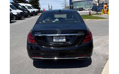 mercedes-benz-s-class-4-0l-8cyl-awd - 3