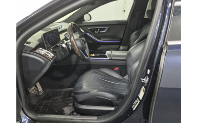 mercedes-benz-s-class-4l-8cyl-awd - 4