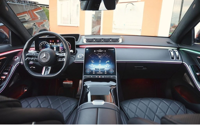 mercedes-benz-s-s-400d-4matic-amg-line - 3