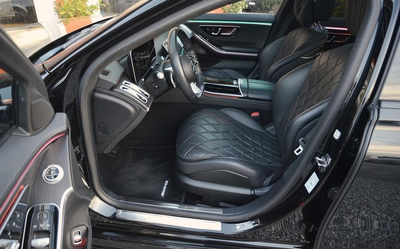 mercedes-benz-s-s-400d-4matic-amg-line - 4