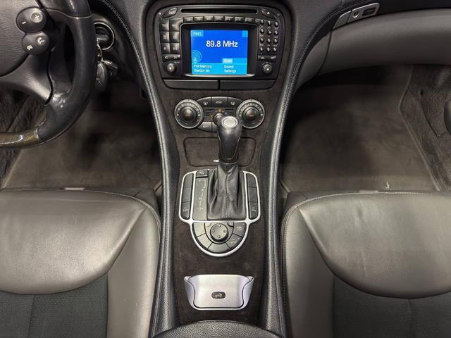 Mercedes-Benz SL 350 - автомобили, коли, обяви за нови и употребявани 30