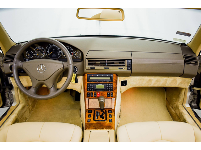 Mercedes-Benz SL 500 - автомобили, коли, обяви за нови и употребявани 11