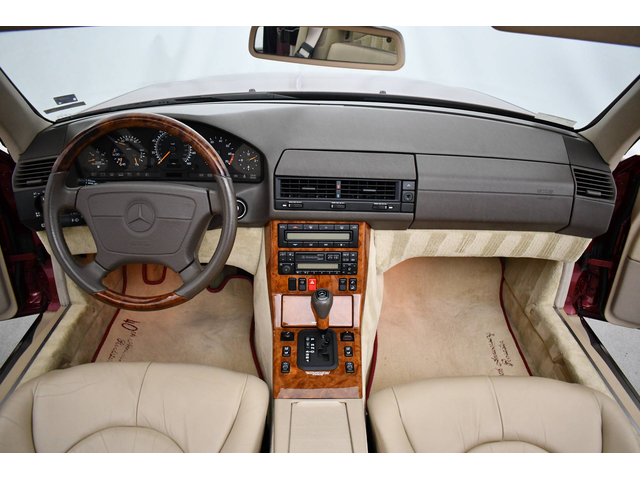 Mercedes-Benz SL 500 40th Anniversary Roadster Edition - автомобили, коли, обяви за нови и употребявани 12