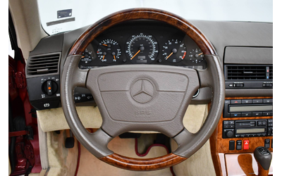 Mercedes-Benz SL 500 40th Anniversary Roadster Edition - автомобили, коли, обяви за нови и употребявани 30