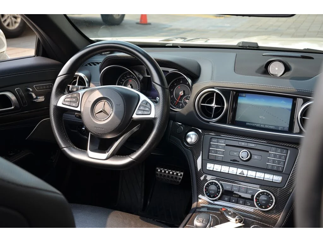 Mercedes-Benz SL 500 - автомобили, коли, обяви за нови и употребявани 11