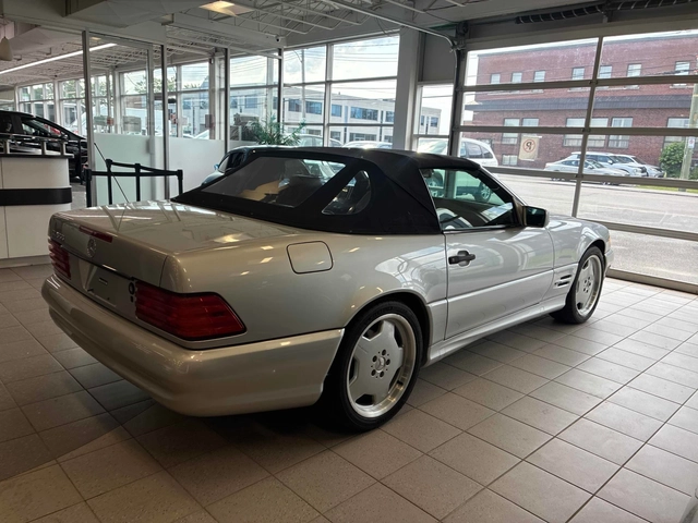 Mercedes-Benz SL 500 * * CARFAX * * АВТО КРЕДИТ * * - автомобили, коли, обяви за нови и употребявани 2