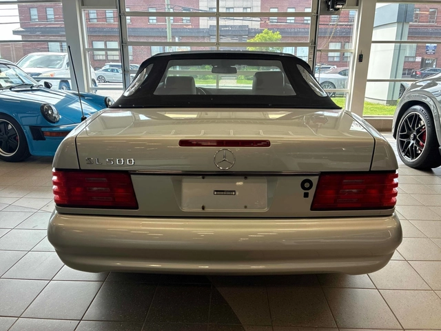 Mercedes-Benz SL 500 * * CARFAX * * АВТО КРЕДИТ * * - автомобили, коли, обяви за нови и употребявани 3