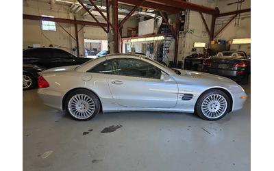 mercedes-benz-sl-class-5-0l-8cyl-rwd - 2