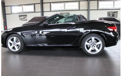 Mercedes-Benz SLC 200 - автомобили, коли, обяви за нови и употребявани 14