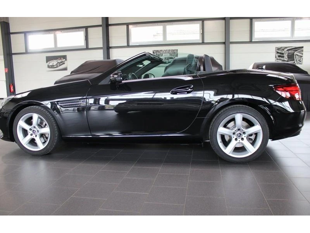 Mercedes-Benz SLC 200 - автомобили, коли, обяви за нови и употребявани 14