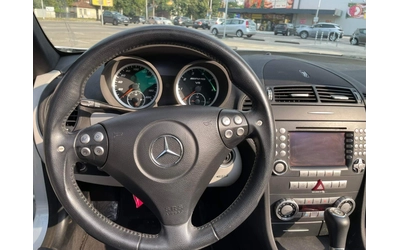 Mercedes-Benz SLK 55 AMG - автомобили, коли, обяви за нови и употребявани 11