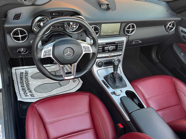 Mercedes-Benz SLK-CLASS 5.5L 8cyl RWD - автомобили, коли, обяви за нови и употребявани 4