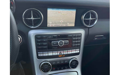 Mercedes-Benz SLK-CLASS 5.5L 8cyl RWD - автомобили, коли, обяви за нови и употребявани 8