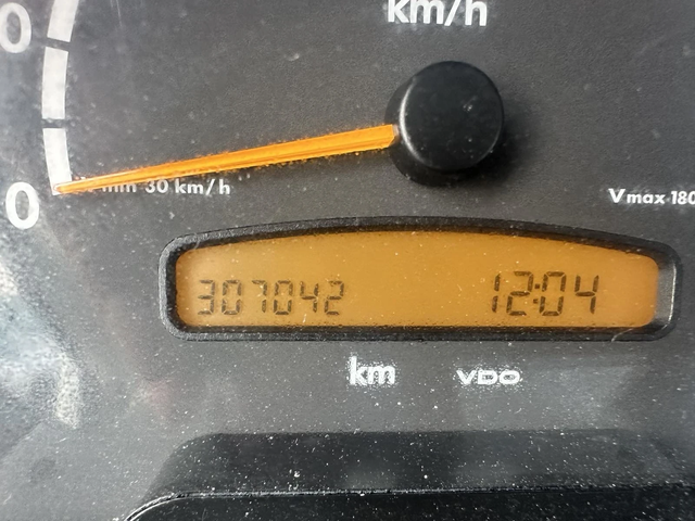 Mercedes-Benz Sprinter 208 - автомобили, коли, обяви за нови и употребявани 13