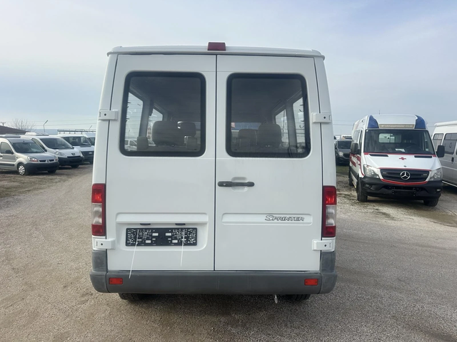 Mercedes-Benz Sprinter 208 - автомобили, коли, обяви за нови и употребявани 5