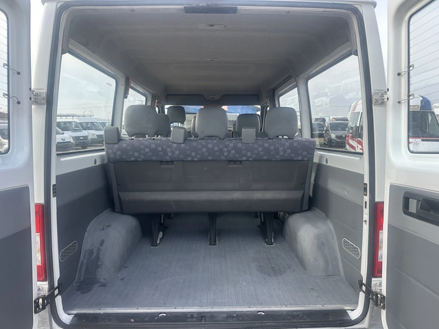 Mercedes-Benz Sprinter 208 - автомобили, коли, обяви за нови и употребявани 8