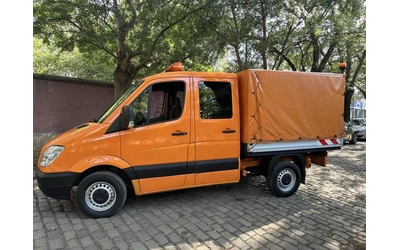 mercedes-benz-sprinter-211 - 2