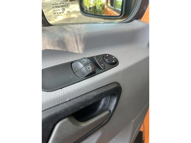 Mercedes-Benz Sprinter 211 2, 2TDCi - автомобили, коли, обяви за нови и употребявани 7