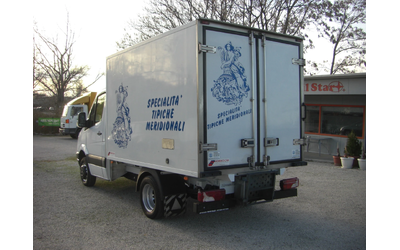 mercedes-benz-sprinter - 2