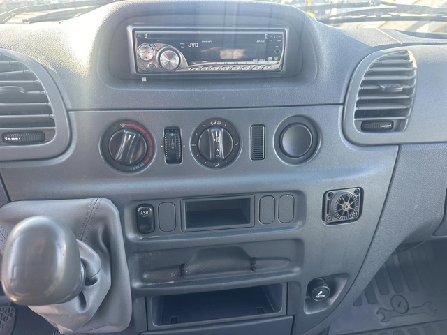 Mercedes-Benz Sprinter 308 - автомобили, коли, обяви за нови и употребявани 12
