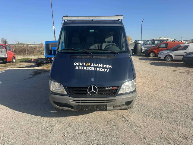 Mercedes-Benz Sprinter 308 - автомобили, коли, обяви за нови и употребявани 2