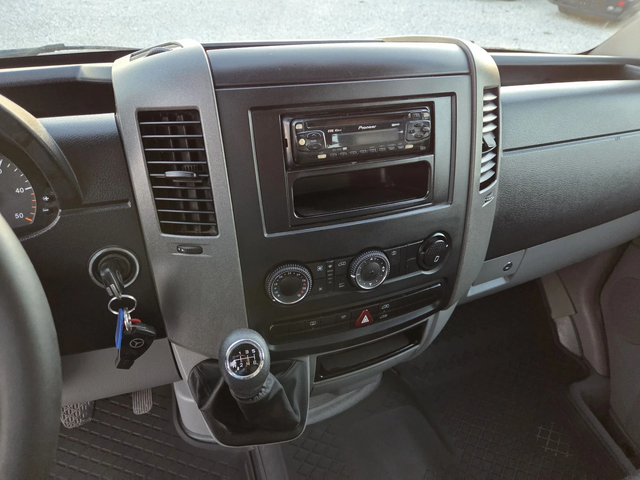 Mercedes-Benz Sprinter 311 CDI, 9 местен, Пътнически, Климатик, Печка /ЛИЗИНГ - автомобили, коли, обяви за нови и употребявани 10