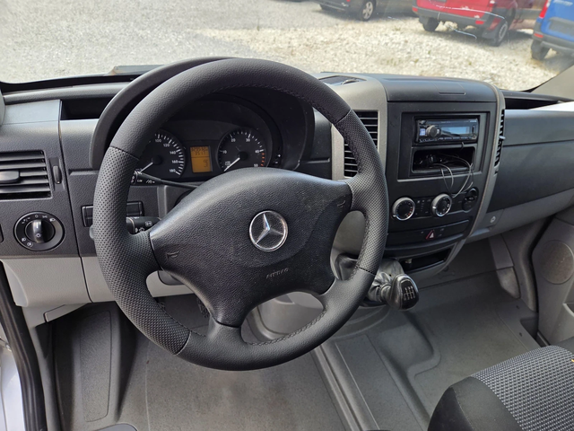 Mercedes-Benz Sprinter 313 CDI, Климатик, L1H1 - автомобили, коли, обяви за нови и употребявани 9