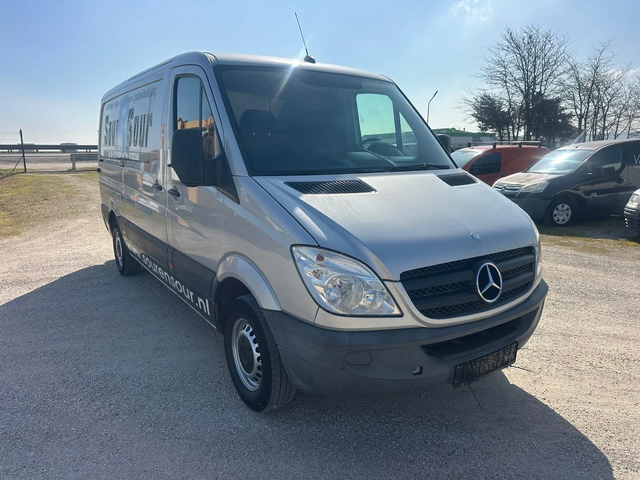 Mercedes-Benz Sprinter 313 - автомобили, коли, обяви за нови и употребявани 0