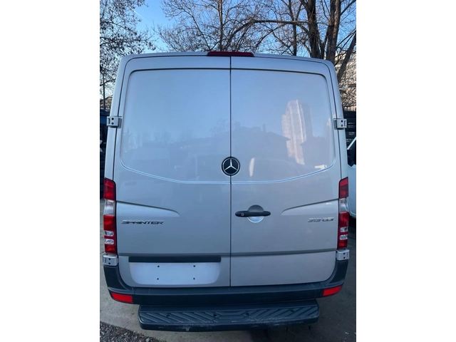 Mercedes-Benz Sprinter 313 CDi - автомобили, коли, обяви за нови и употребявани 4