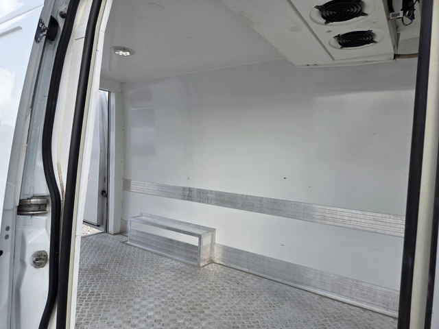 Mercedes-Benz Sprinter 316 ХЛАДИЛЕН, Автомат, Клима - автомобили, коли, обяви за нови и употребявани 8