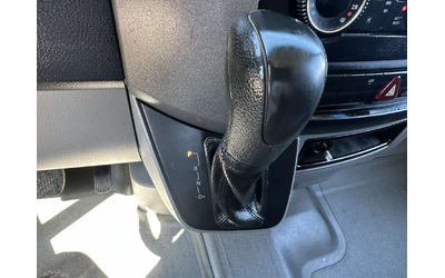Mercedes-Benz Sprinter 318 - автомобили, коли, обяви за нови и употребявани 13