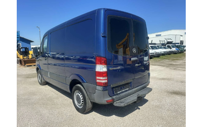 mercedes-benz-sprinter-318 - 4