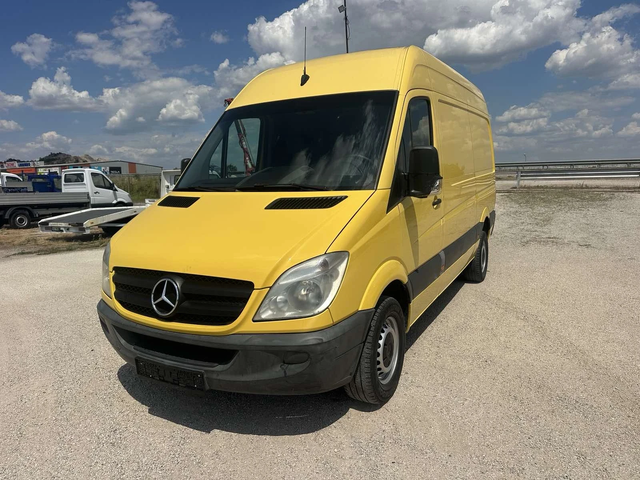 Mercedes-Benz Sprinter 318 - автомобили, коли, обяви за нови и употребявани 0