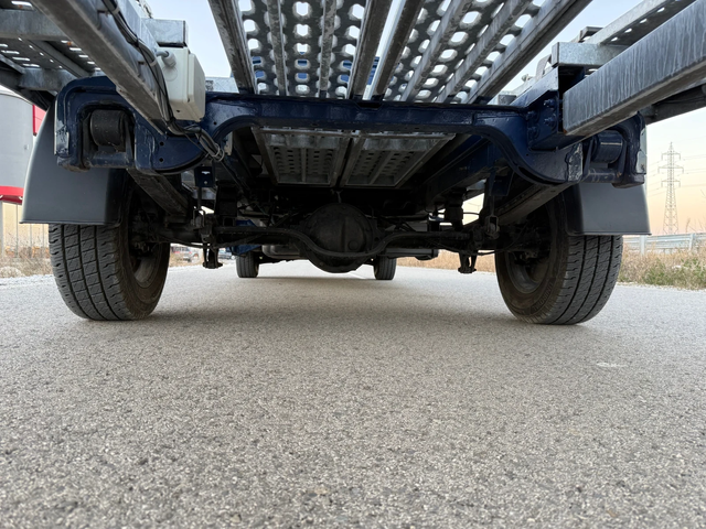 Mercedes-Benz Sprinter 319 D 190к.с 6 Ск. 5 Метра ОБСЛУЖЕН / СПЕЦИАЛЕН - автомобили, коли, обяви за нови и употребявани 16