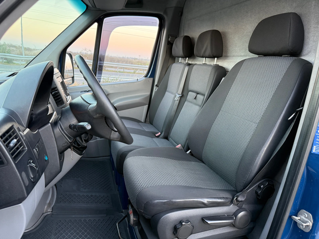 Mercedes-Benz Sprinter 319 D 190к.с 6 Ск. 5 Метра ОБСЛУЖЕН / СПЕЦИАЛЕН - автомобили, коли, обяви за нови и употребявани 8