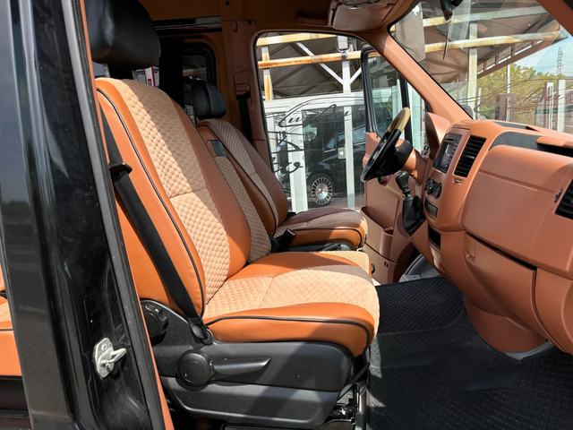 Mercedes-Benz Sprinter 319 VIP LOUNGE - автомобили, коли, обяви за нови и употребявани 8