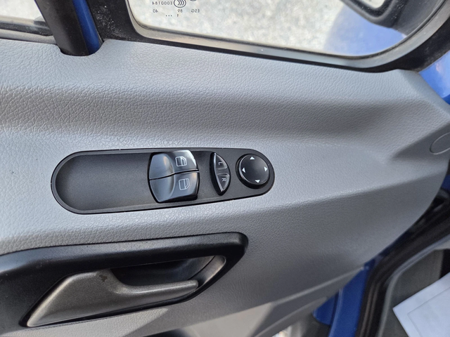 Mercedes-Benz Sprinter 319 CDI, V6, Макси, Климатик - автомобили, коли, обяви за нови и употребявани 11