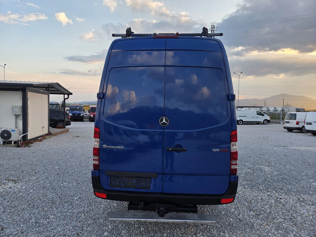Mercedes-Benz Sprinter 319 CDI, V6, Макси, Климатик - автомобили, коли, обяви за нови и употребявани 3