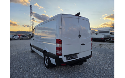 mercedes-benz-sprinter-319 - 2