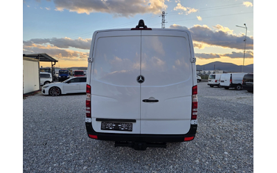 mercedes-benz-sprinter-319 - 3