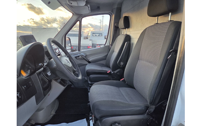 Mercedes-Benz Sprinter 319 CDI, Автомат, Климатик - автомобили, коли, обяви за нови и употребявани 8