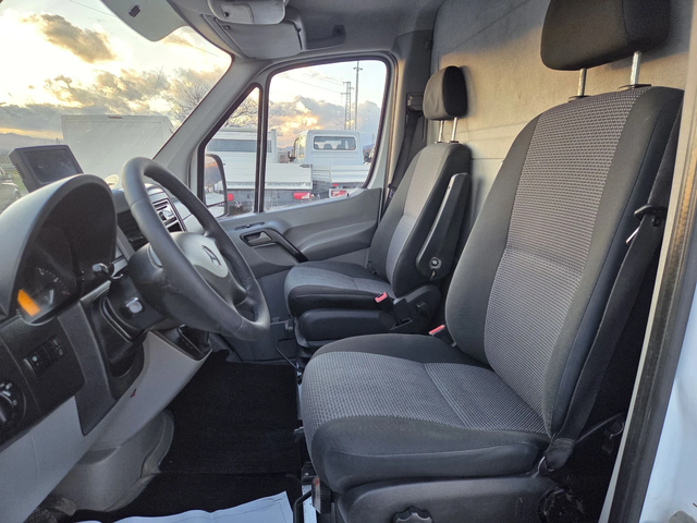 Mercedes-Benz Sprinter 319 CDI, Автомат, Климатик - автомобили, коли, обяви за нови и употребявани 8