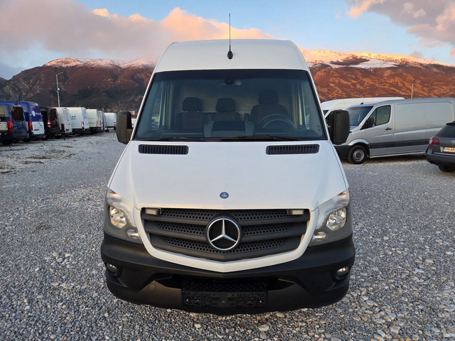 Mercedes-Benz Sprinter 319 CDI, Климатроник, Нави, Автомат, Ел врата - автомобили, коли, обяви за нови и употребявани 7