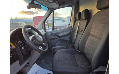 Mercedes-Benz Sprinter 319 CDI, Климатроник, Нави, Автомат, Ел врата - автомобили, коли, обяви за нови и употребявани 8