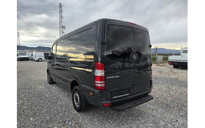 mercedes-benz-sprinter-319 - 2
